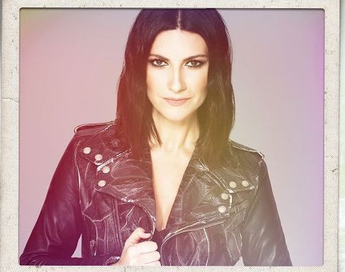 Laura Pausini annuncia l'uscita del suo prossimo singolo il 26 Gennaio