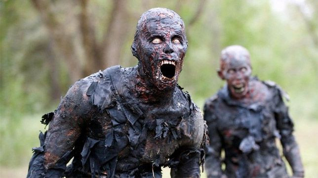 The Walking Dead 8: In arrivo il primo zombie completamente nudo