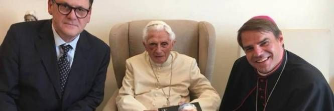 Ansia per la salute di Papa Ratzinger
