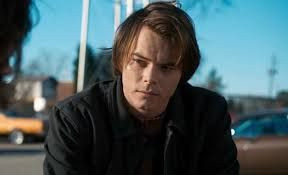 Stranger Things 3: confermato il ritorno di Charlie Heaton dopo lo scandalo