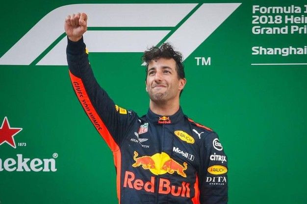 F1 Gp Cina 2018, vince Ricciardo. Male le Rosse