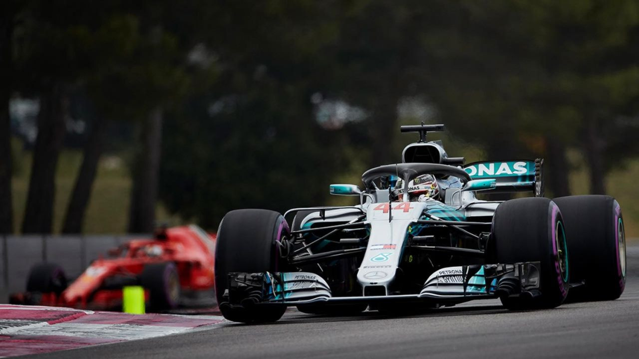 Formula 1: Duello tra Hamilton e Vettel senza sorpassi
