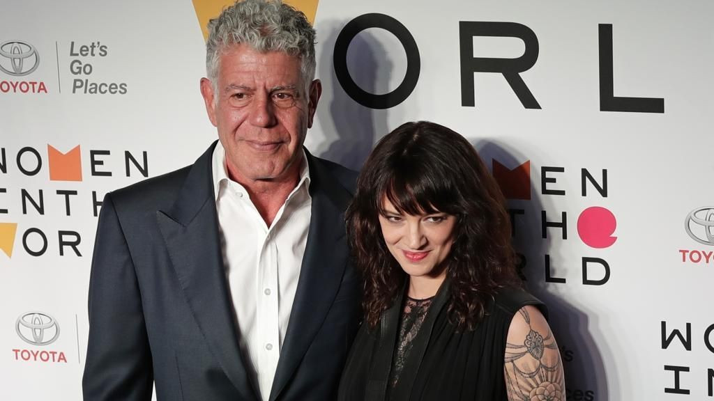 La CNN ha cancellato Asia Argento dagli episodi dello show di Bourdain