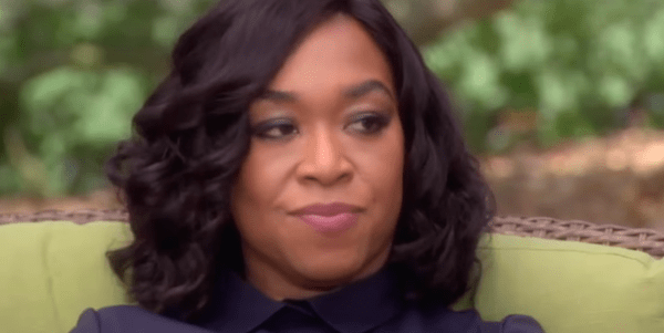 Recursion: Shonda Rhimes produrrà film e serie tv sci-fi per Netflix