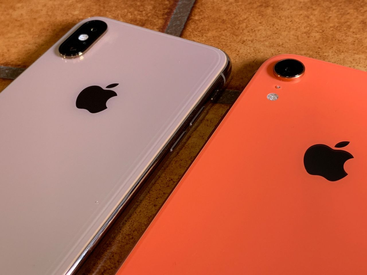 iPhone-xr-backcolors