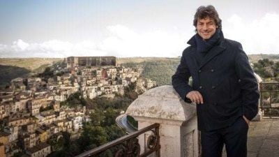 Le Meraviglie: La Penisola dei Tesori, Alberto Angela da Parma a Ragusa