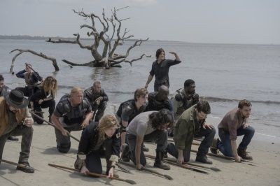 The Walking Dead 10x01: la recensione di "Lines We Cross"