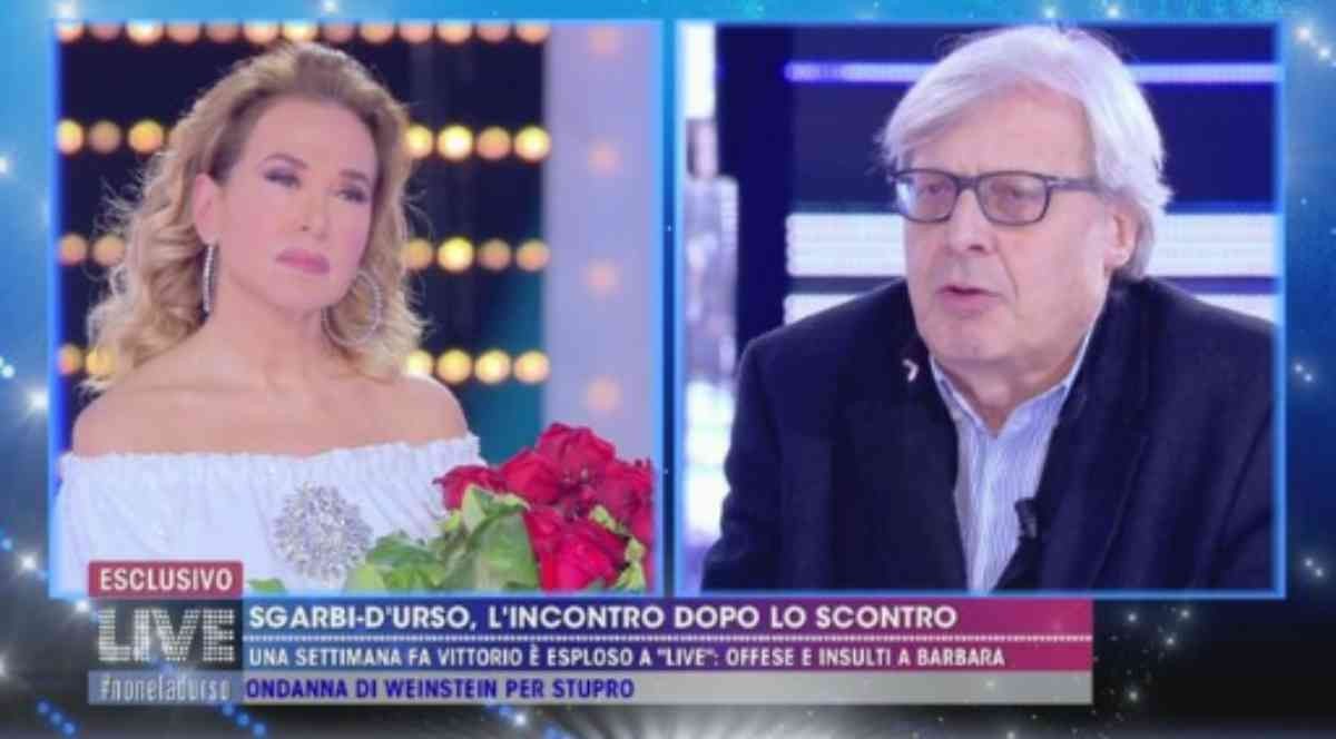 Live - Non è la D'Urso: Pace di comodo tra Barbara D'Urso e Vittorio Sgarbi