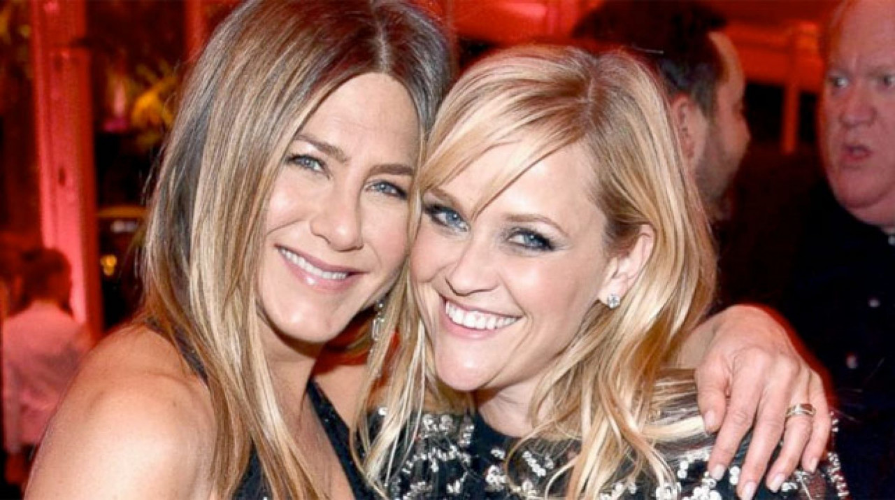 Apple si lancia nell'universo delle serie tv e ordina due stagioni di una serie con Jennifer Aniston e Reese Witherspoon